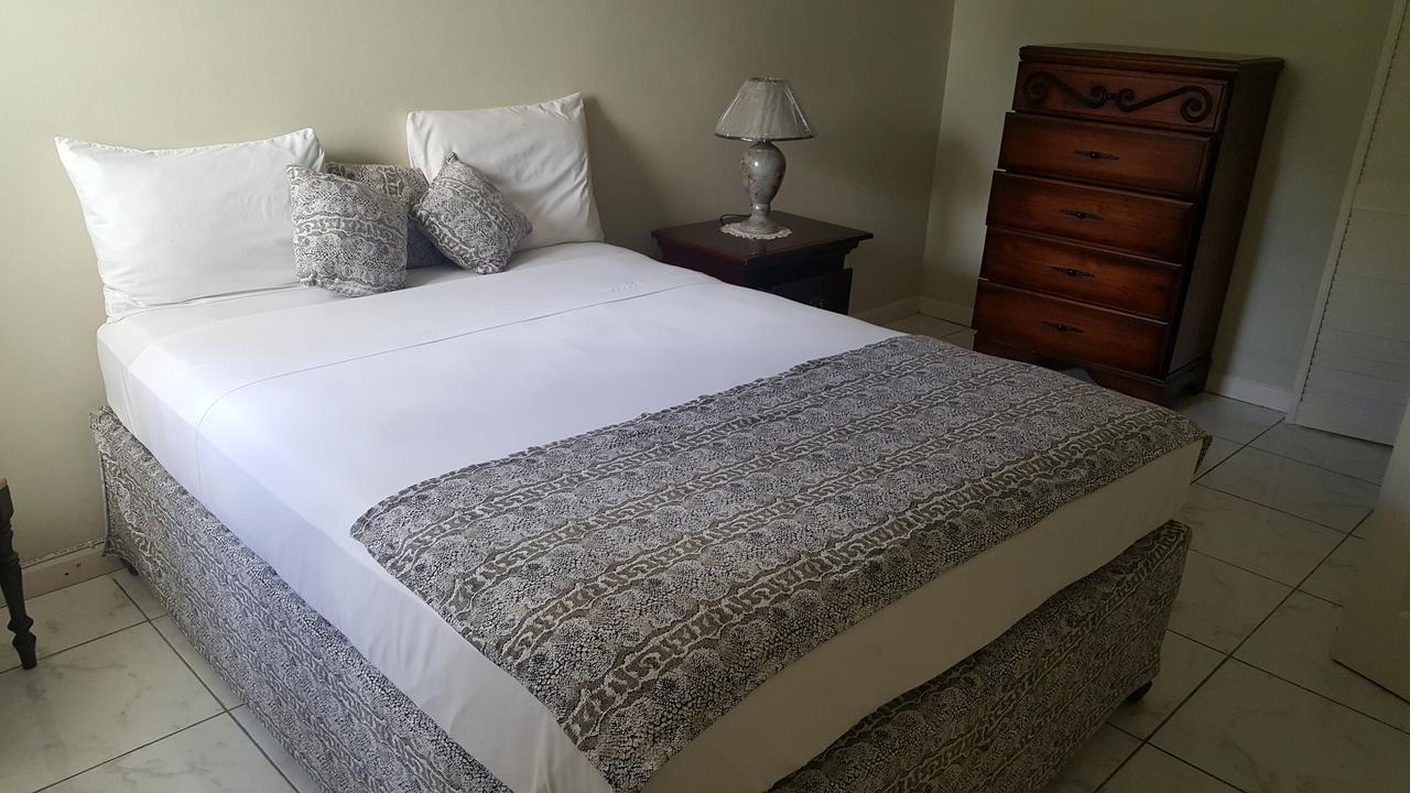 The Royal Kensington Vila Montego Bay Exterior foto