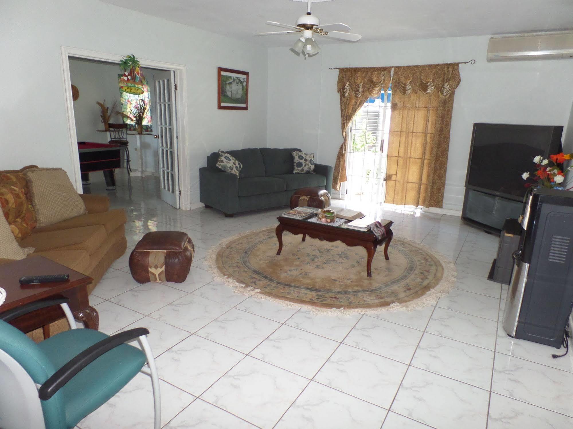 The Royal Kensington Vila Montego Bay Exterior foto